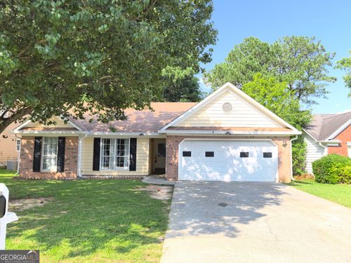 2100 Racquet Club Cir, Lawrenceville, GA, 30043-5697 | Card Image