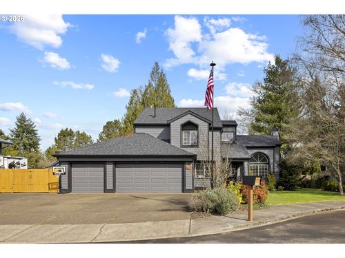 575 Nw Queens Ct, Hillsboro, OR, 97124-2228 | Card Image