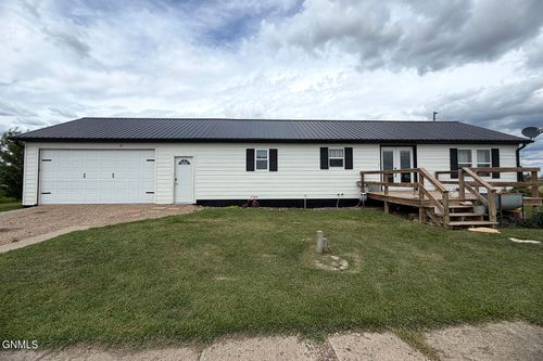 3662 58th Ave Se, Medina, ND, 58467-9504 | Card Image