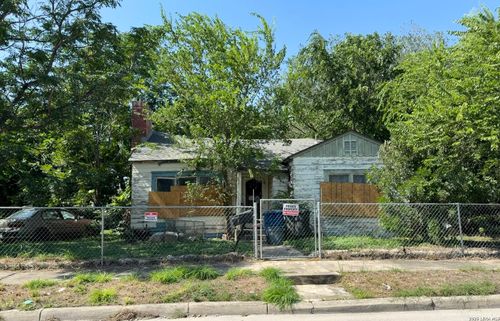 905 Wyoming St, San Antonio, TX, 78203-1249 | Card Image
