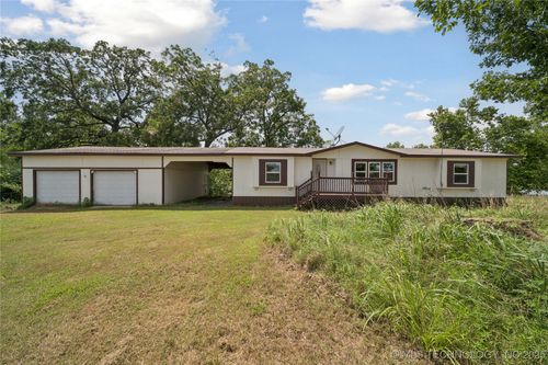 104500 4095 Rd, Henryetta, OK, 74437-5097 | Card Image