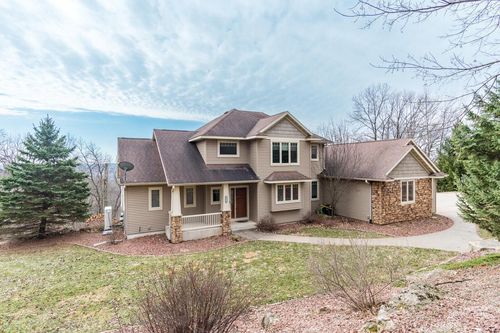 N5076 Wildflower Ln, West Salem, WI, 54669-8204 | Card Image