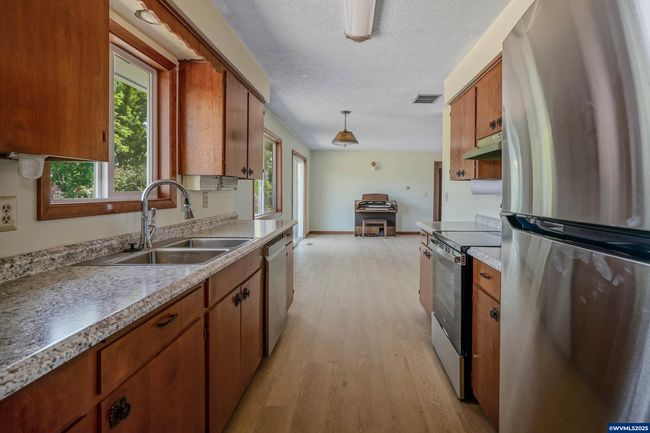 1679 Mistwood Dr Ne, House other with 3 bedrooms, 2 bathrooms and null parking in Keizer OR | Image 19