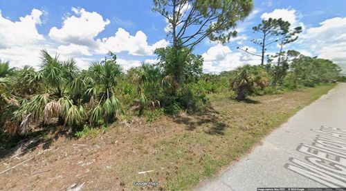 12102 Mcelroy Ave, Port Charlotte, FL, 33981-1116 | Card Image
