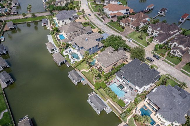 2938 N Island Dr, House other with 4 bedrooms, 3 bathrooms and 2 parking in Seabrook TX | Image 14