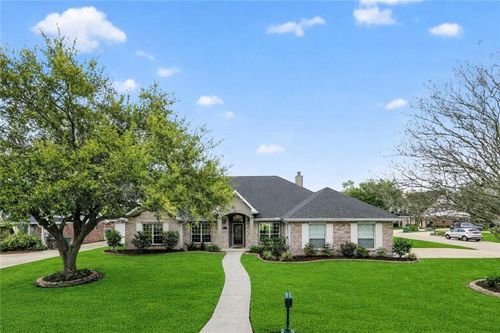 145 Lakewood Dr, La Place, LA, 70068-2442 | Card Image