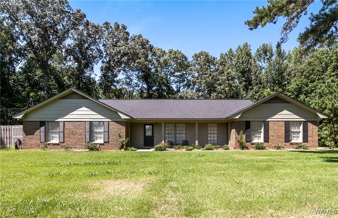 Graceland Rd, Northport, AL 35475