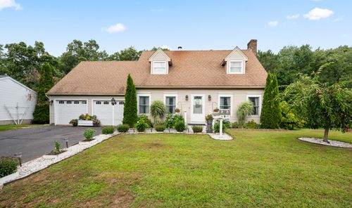 22 Fawn Dr, Meriden, CT, 06451-2257 | Card Image