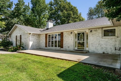 13242 Prairie Lick Rd, Boonville, MO, 65233-3322 | Card Image