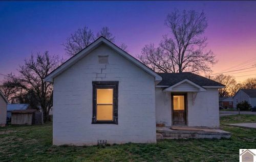 410 S Streets Ave, Elkton, KY, 42220-9264 | Card Image