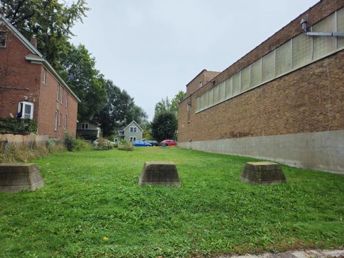 483 Charles Ave, Saint Paul, MN, 55103-1909 | Card Image