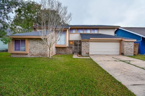 7814 Candlegreen Ln, Houston, TX, 77071-2709 | Card Image