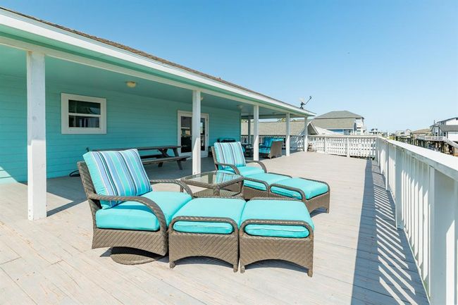 247 Schooner Dr, House other with 3 bedrooms, 2 bathrooms and 5 parking in Freeport TX | Image 29