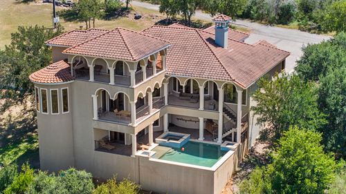 301 Circle Rd, Horseshoe Bay, TX, 78657-7069 | Card Image