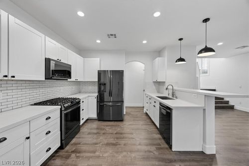 251 Integrity Ridge Dr, Henderson, NV, 89052-5916 | Card Image