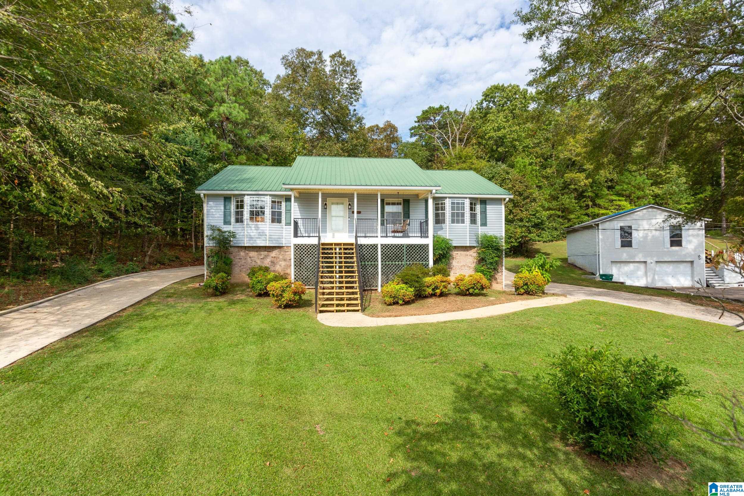 Joyce Cir, Moody, AL 35004