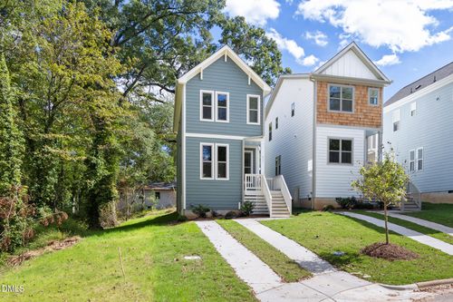 911 Grant St, Durham, NC, 27701-4320 | Card Image