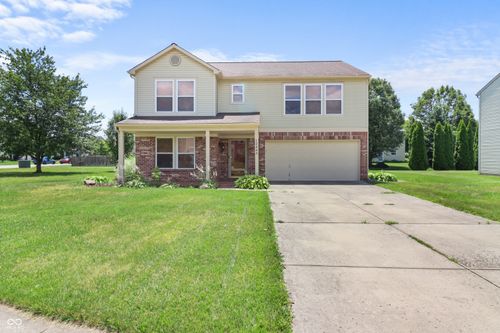 12443 Rose Haven Dr, Indianapolis, IN, 46235-6061 | Card Image