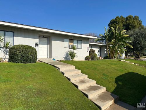 1006 Princeton Ave, Bakersfield, CA, 93305-1143 | Card Image