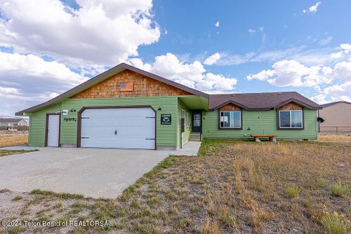 14 Indianwood Trl, Pinedale, WY, 82941 | Card Image