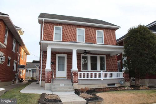 146 W Granada Ave, HERSHEY, PA, 17033-1537 | Card Image