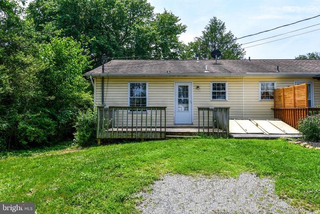 327 W 9 Th St, Townhouse with 3 bedrooms, 2 bathrooms and null parking in FRONT ROYAL VA | Image 26