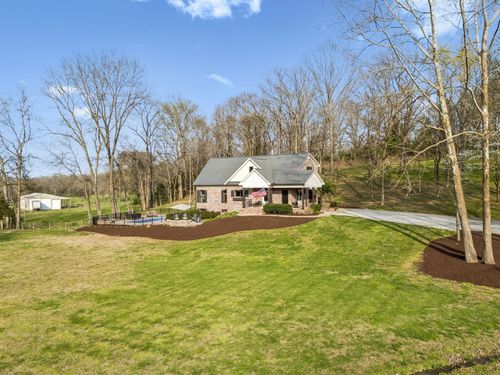 4694 Bennett Hollow Rd, Thompsons Station, TN, 37179-9220 | Card Image