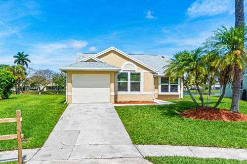 31 Misty Meadow Dr, Boynton Beach, FL, 33436-8938 | Card Image