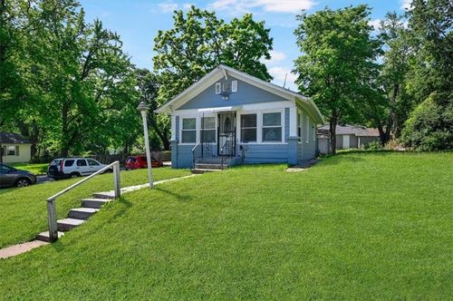 2917 61st St, Kansas City, MO, 64130-3931 | Card Image