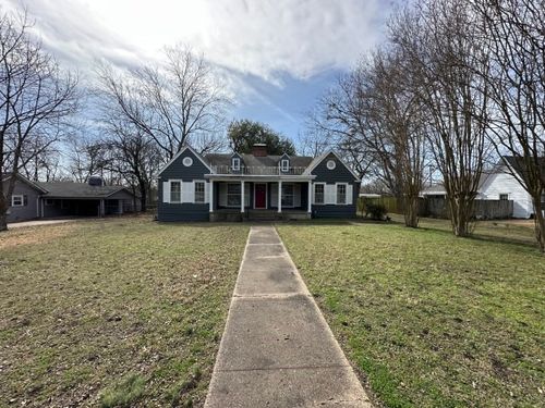 1100 W Jackson St, Clarksville, TX, 75426-3515 | Card Image