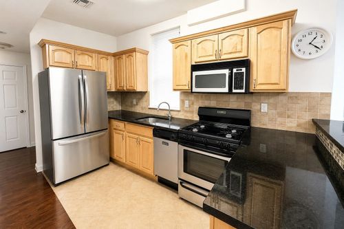 302-3r-395 2nd St, Jersey City, NJ, 07302-2281 | Card Image