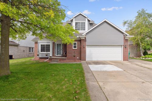 24838 Jennifer Dr, Flat Rock, MI, 48134-9150 | Card Image