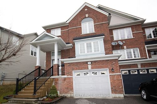 31 Latchford Way, Whitby, ON, L1N0G2 | Card Image