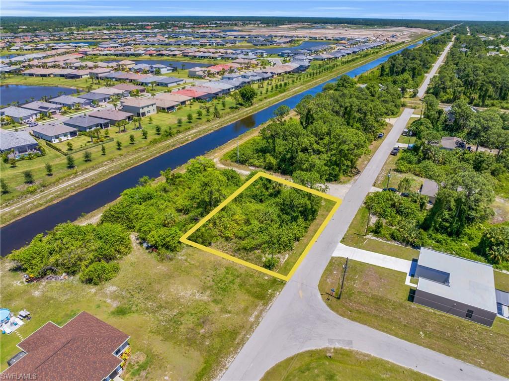 Land in LEHIGH ACRES 3