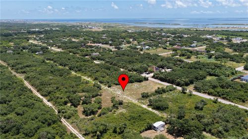 624 N Whitney St, Aransas Pass, TX, 78336 | Card Image