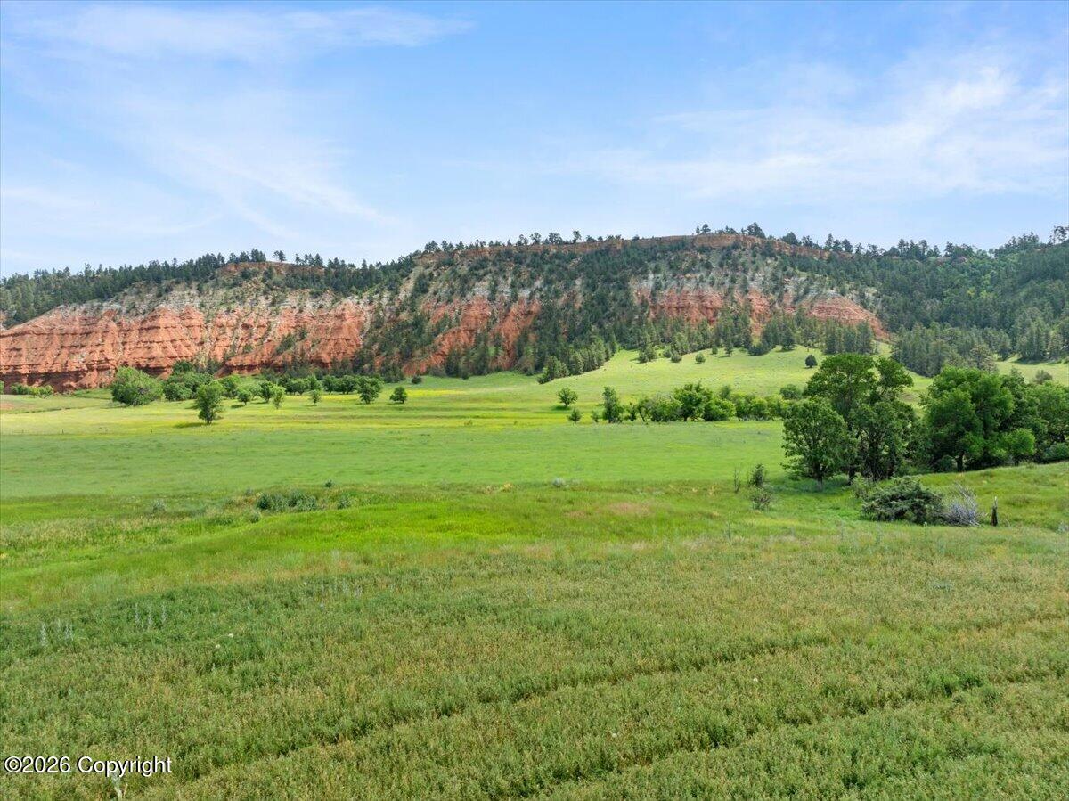 Land in Hulett 2