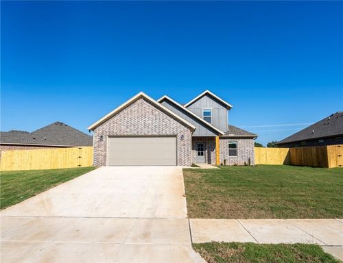 64 W Gilpin St, Farmington, AR, 72730 | Card Image