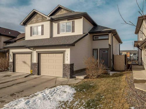 757 Silkstone Close W, Lethbridge, AB, T1J4B9 | Card Image