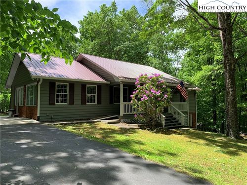 214 Candle St, West Jefferson, NC, 28694-7345 | Card Image