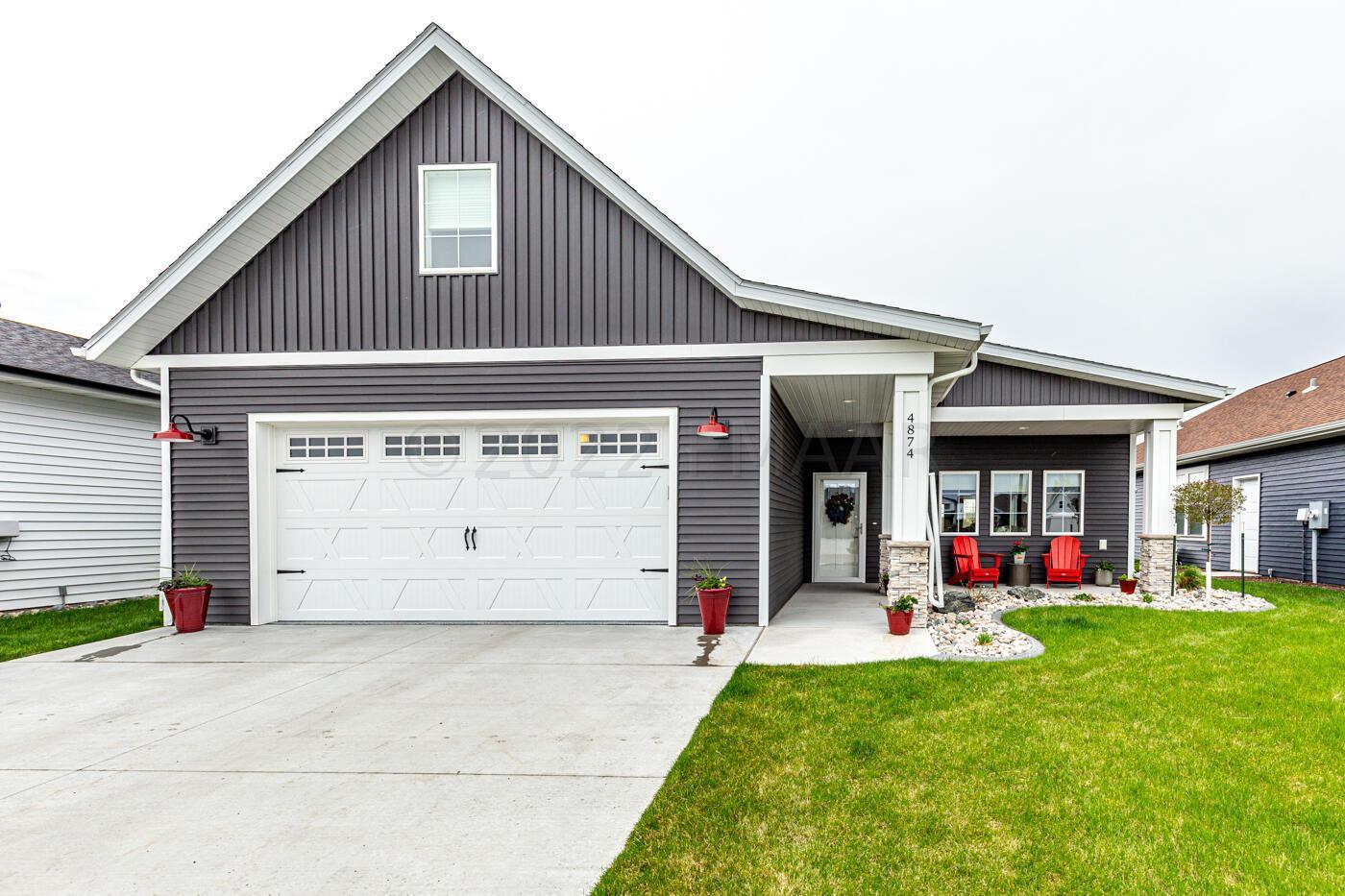 Foxtail Ln, Fargo, ND 58104