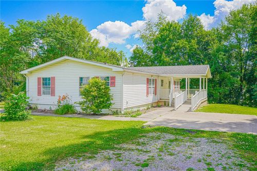 1107 23rd St, Beaver Falls, PA, 15010-5435 | Card Image
