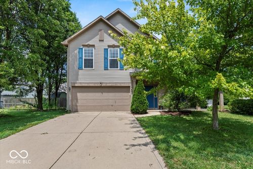10156 Bootham Close, Fishers, IN, 46038-5772 | Card Image