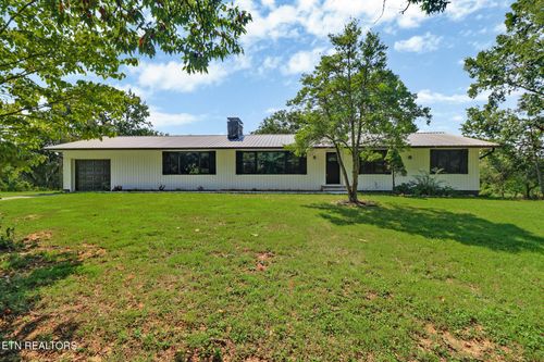 212 Copenhaver Rd, Lenoir City, TN, 37771-3702 | Card Image