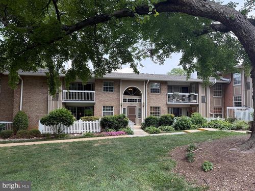 201-1942 Kennedy Dr, MCLEAN, VA, 22102-4747 | Card Image
