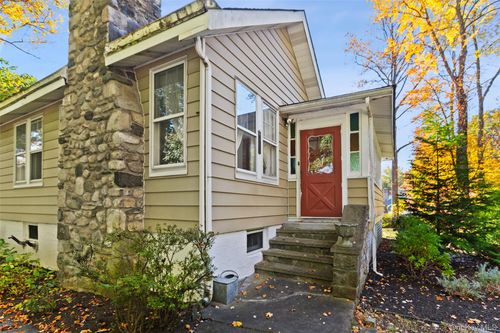 1753 Lawrence Rd, Mohegan Lake, NY, 10547-1617 | Card Image