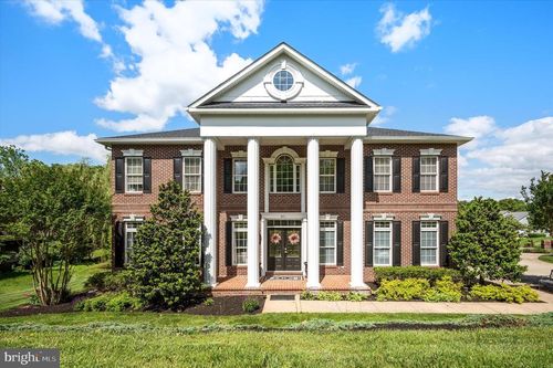801 Armistead St, WINCHESTER, VA, 22601-6705 | Card Image