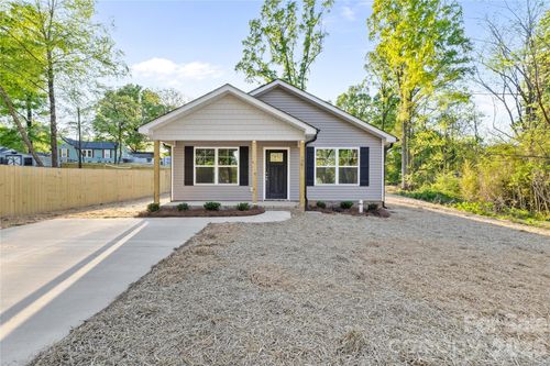 1021 E 10th Street, Kannapolis, NC, 28083 | Card Image