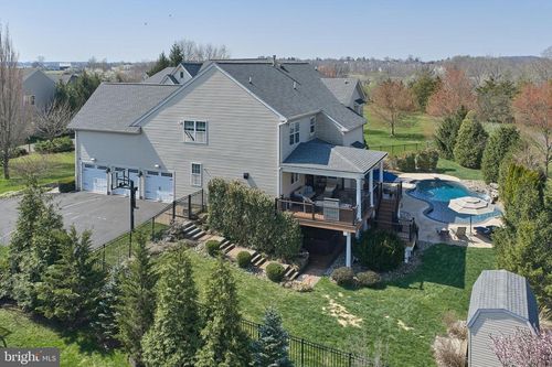 3402 Wiltshire Rd, Furlong, PA, 18925-1239 | Card Image