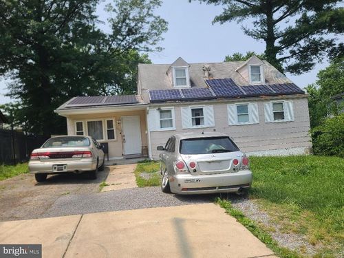 6020 67th Pl, RIVERDALE, MD, 20737-1735 | Card Image