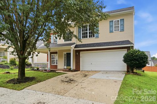 9534 Bradstreet Commons Way, Charlotte, NC, 28215-7300 | Card Image